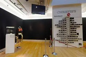 leica family tree showroom