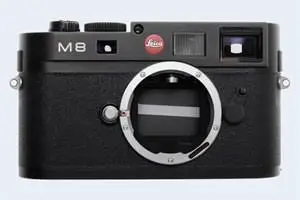 Leica M8