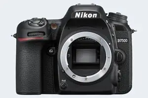 最終値下げ！Nikon D7500 CLEARANCE] Nikon D7500 Body DSLR Camera 20.9MP DX-Format APS