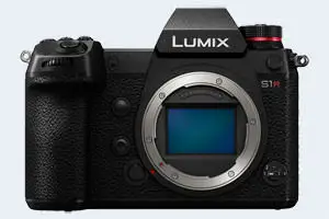 Panasonic S1R