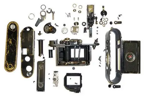 Leica M4 in parts