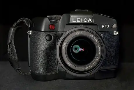 Leica R10
