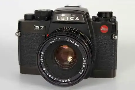 Leica R7