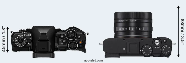 Compare E-M5 II versus RX1R III top