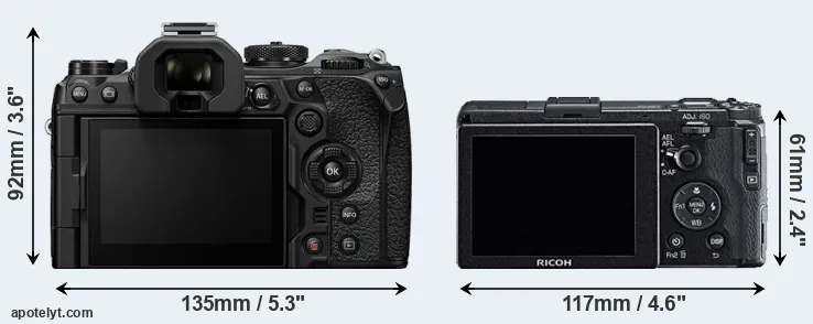 Comparison OM-1 or GR rear